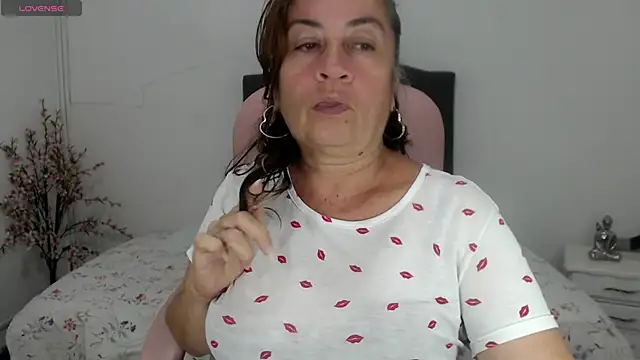 stepmother 105 online show from 11/08/25, 02:42