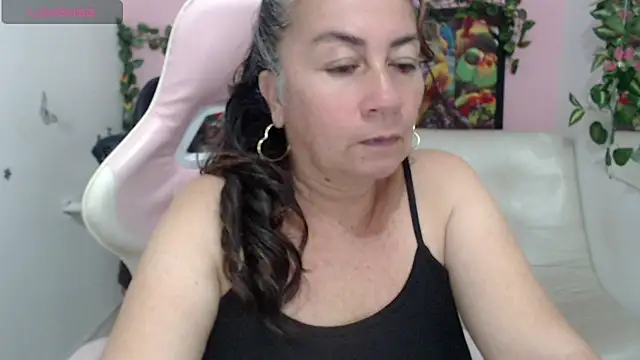 stepmother 105 online show from 11/25/25, 06:41