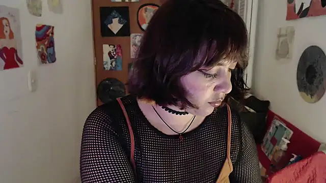 Snapshot of soynanabela28 chatting on 10/18/25, 02:35 soynanabela28 online show from 10/18/25, 02:35