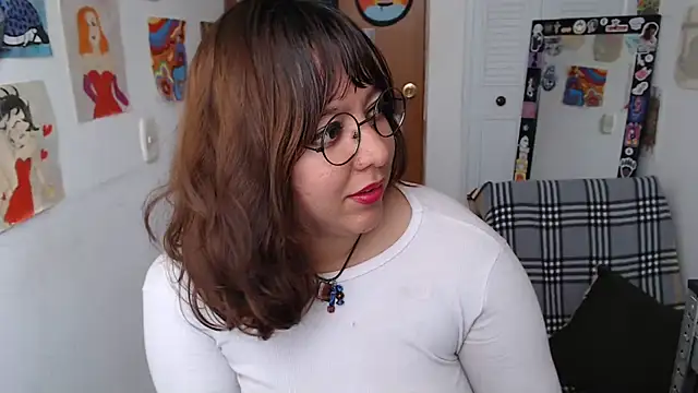 Snapshot of soynanabela28 chatting on 07/15/26, 04:58 soynanabela28 online show from 07/15/26, 04:58