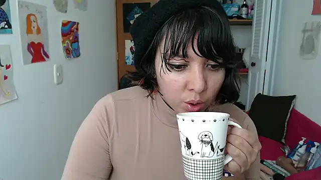 Snapshot of soynanabela28 chatting on 09/19/25, 04:11 soynanabela28 online show from 09/19/25, 04:11
