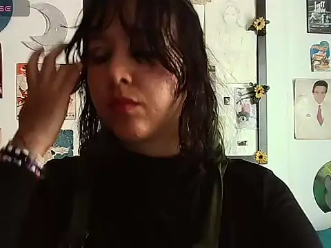 Snapshot of soynanabela28 chatting on 03/01/25, 04:11 soynanabela28 online show from 03/01/25, 04:11