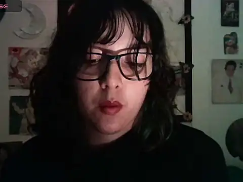 Snapshot of soynanabela28 chatting on 03/05/25, 06:23 soynanabela28 online show from 03/05/25, 06:23