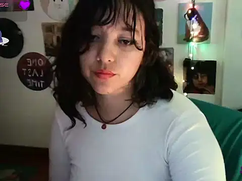 Snapshot of soynanabela28 chatting on 03/03/25, 10:42 soynanabela28 online show from 03/03/25, 10:42