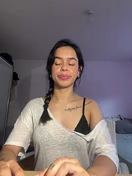 xlovelygirlx online show from 01/09/25, 10:31