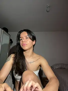 xlovelygirlx online show from 02/22/25, 12:38