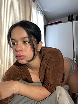 xlovelygirlx online show from 10/12/25, 02:51