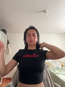 xlovelygirlx online show from 03/19/25, 09:48