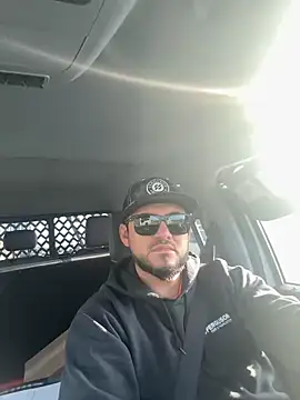 Snapshot of Ozzy420_ chatting on 12/01/25, 04:41 Ozzy420 online show from 12/01/25, 04:41