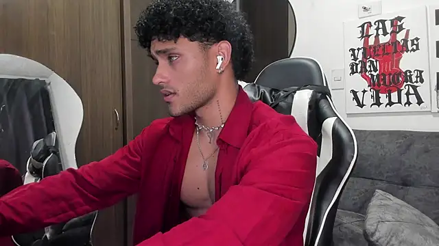 Alessandro Vanni online show from 02/10/26, 03:38