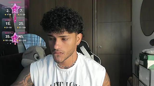 Alessandro Vanni online show from 11/06/25, 04:11