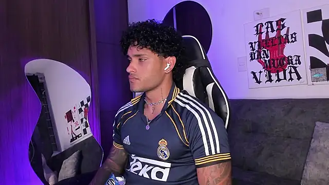 Alessandro Vanni online show from 03/11/26, 02:38