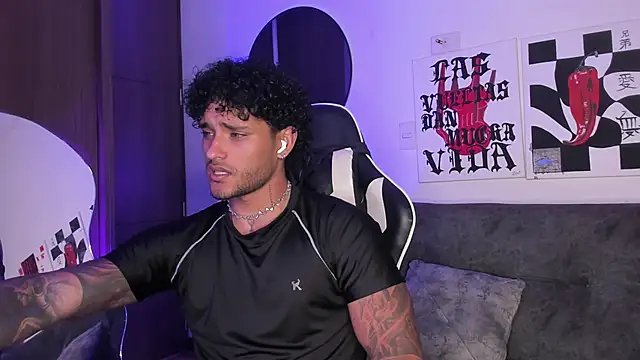 Alessandro Vanni online show from 03/10/26, 02:59