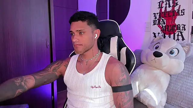 Alessandro Vanni online show from 06/20/26, 01:38
