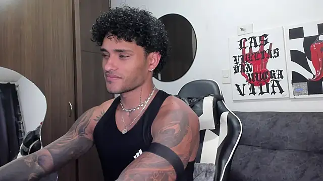 Alessandro Vanni online show from 02/17/26, 03:59