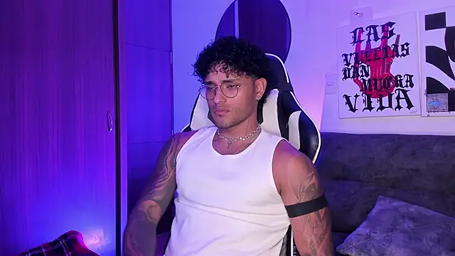 Alessandro Vanni online show from 03/19/26, 03:06