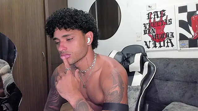 Alessandro Vanni online show from 02/26/26, 03:28