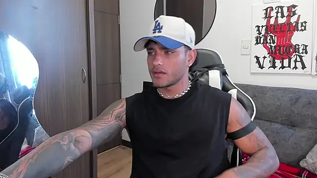 Alessandro Vanni online show from 01/09/26, 01:18