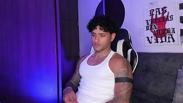 Alessandro Vanni online show from 03/13/26, 01:43