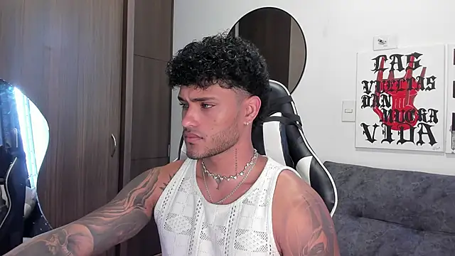 Alessandro Vanni online show from 12/16/25, 12:31