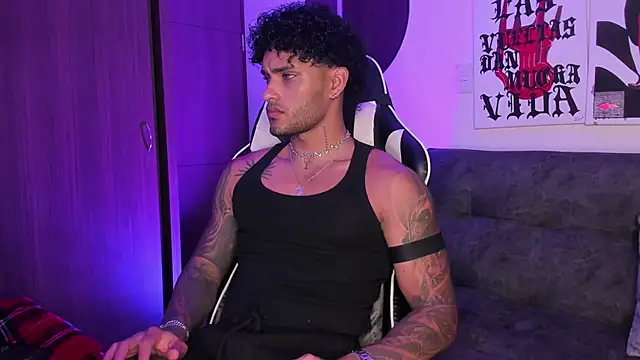 Alessandro Vanni online show from 04/29/26, 03:21
