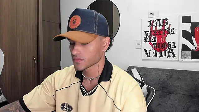 Alessandro Vanni online show from 12/14/25, 02:29