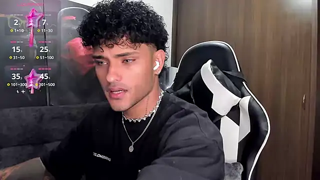 Alessandro Vanni online show from 10/21/25, 02:11