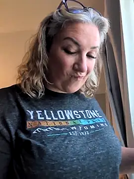 Canadian BBW online show from 05/06/26, 08:46