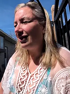 Canadian BBW online show from 04/10/26, 07:54