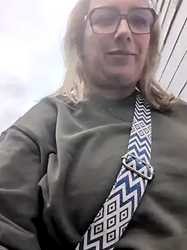 Canadian BBW online show from 04/01/26, 11:34