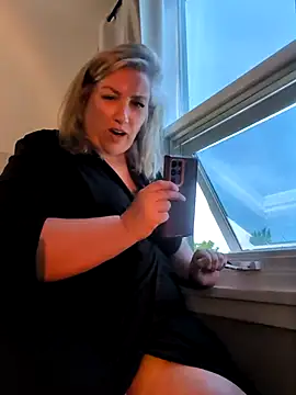 Canadian BBW online show from 05/13/26, 09:44