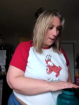 Canadian BBW online show from 03/24/26, 08:42