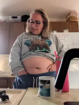Canadian BBW online show from 05/15/26, 10:41