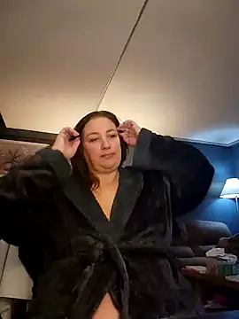 Snapshot of Canadian_BBW chatting on 01/02/25, 04:46 Canadian BBW online show from 01/02/25, 04:46