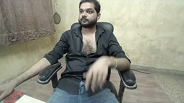 Snapshot of mynastyfuckerr chatting on 10/27/25, 01:12 mynastyfuckerr online show from 10/27/25, 01:12