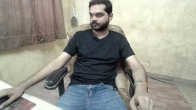 Snapshot of mynastyfuckerr chatting on 11/09/25, 11:36 mynastyfuckerr online show from 11/09/25, 11:36