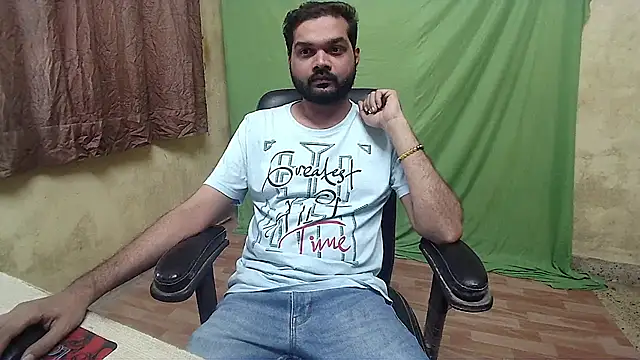 Snapshot of mynastyfuckerr chatting on 09/15/25, 12:05 mynastyfuckerr online show from 09/15/25, 12:05