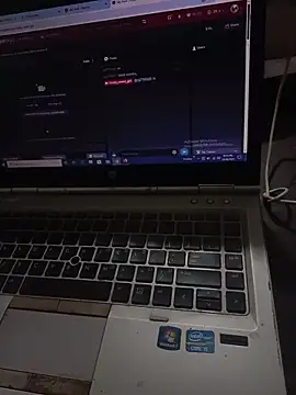 Snapshot of lovely_sweet_girl chatting on 10/31/25, 01:35 lovely sweet girl online show from 10/31/25, 01:35