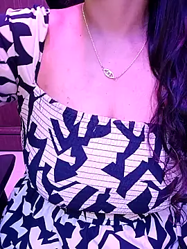 Snapshot of indian_passion chatting on 10/29/25, 03:05 indian passion online show from 10/29/25, 03:05