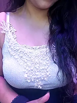 Snapshot of indian_passion chatting on 02/24/26, 06:42 indian passion online show from 02/24/26, 06:42