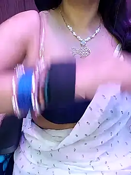 Snapshot of indian_passion chatting on 01/12/26, 06:04 indian passion online show from 01/12/26, 06:04