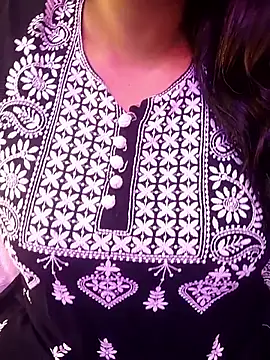 Snapshot of indian_passion chatting on 02/03/26, 01:05 indian passion online show from 02/03/26, 01:05