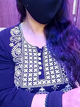 Snapshot of indian_passion chatting on 11/13/25, 11:52 indian passion online show from 11/13/25, 11:52