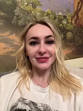 Snapshot of GraceCandy chatting on 03/01/25, 11:26 GraceCandy online show from 03/01/25, 11:26
