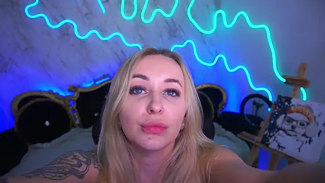 Snapshot of GraceCandy chatting on 03/15/25, 02:56 GraceCandy online show from 03/15/25, 02:56