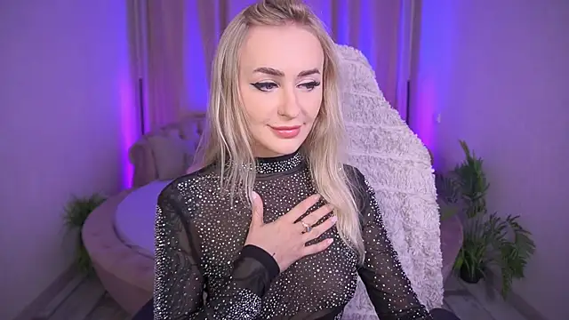 GraceCandy online show from 11/23/25, 11:48