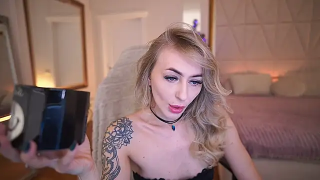 GraceCandy online show from 01/17/26, 06:50