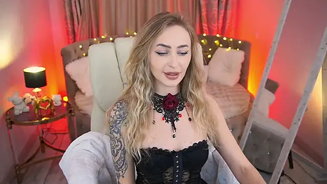 Snapshot of GraceCandy chatting on 05/18/26, 02:22 GraceCandy online show from 05/18/26, 02:22
