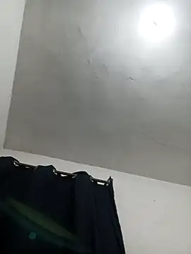 R3Y S3X online show from 11/27/25, 02:01