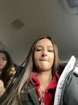 Snapshot of joanaelaa chatting on 03/01/25, 02:02 joanaelaa online show from 03/01/25, 02:02